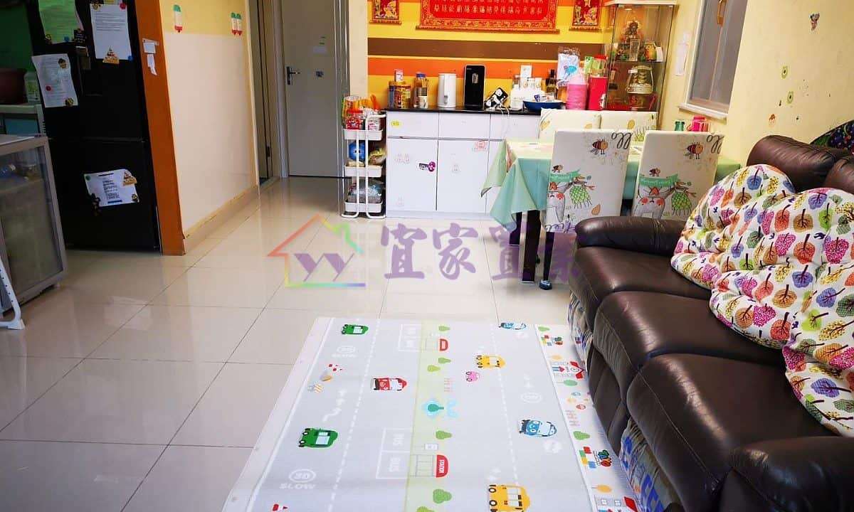 01d5de4d57a85e6002f9e49c426eefcd.jpg