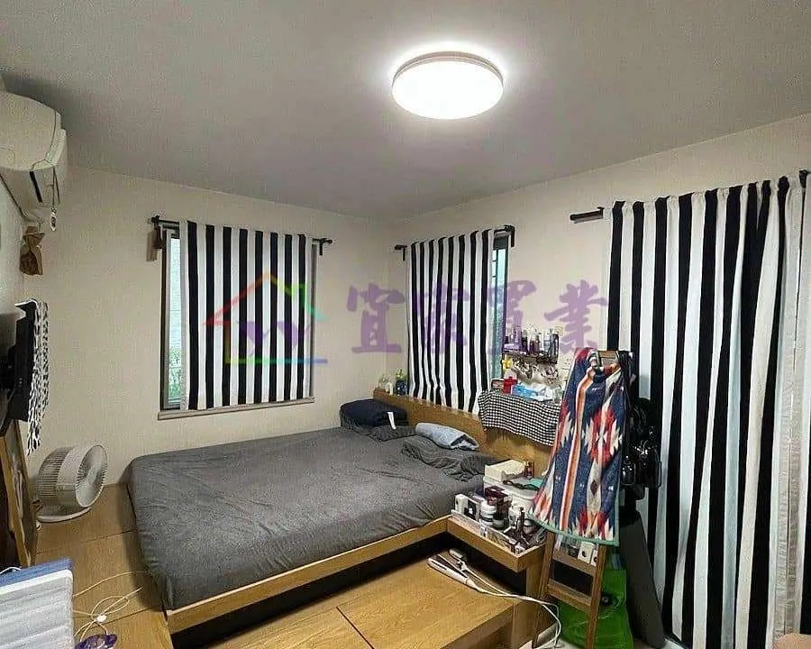 02e37c32e1b4a50d3506369b2e6edbf7.jpg