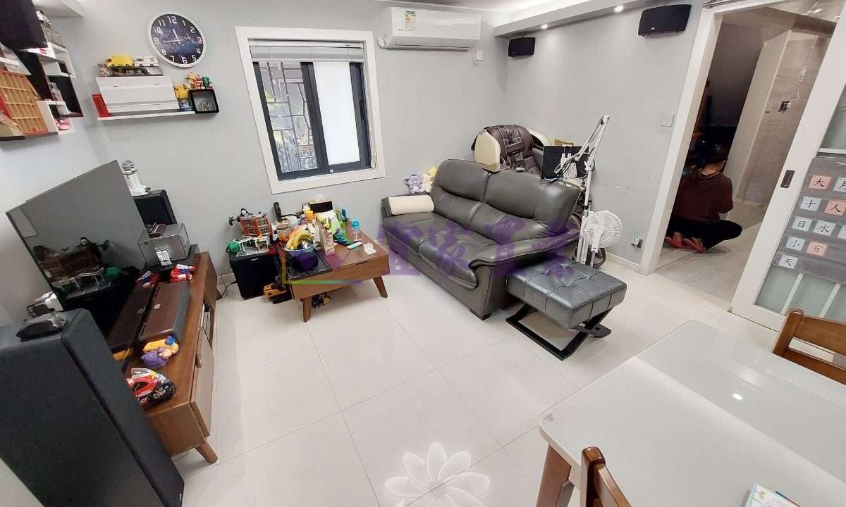 05b647bbcf5ff1edcfe330846163a172.jpg