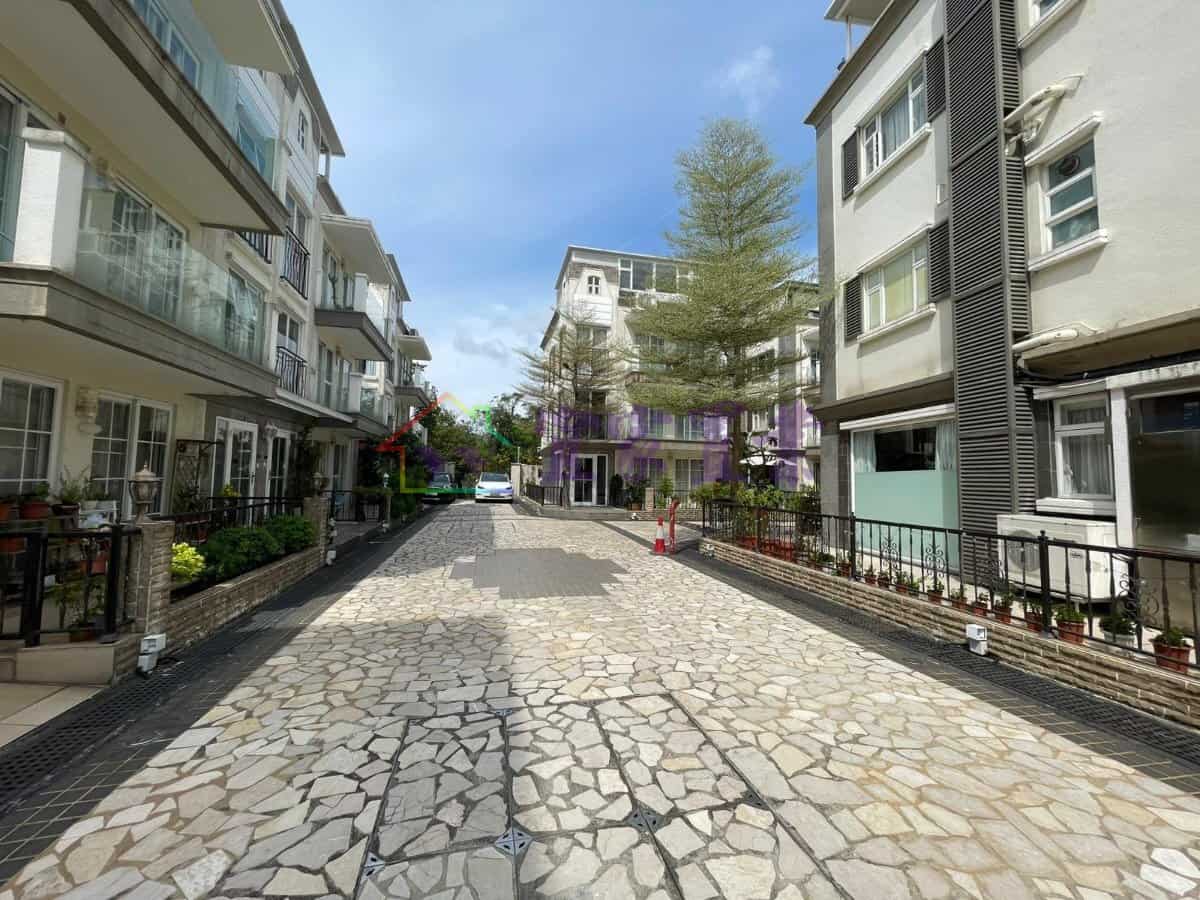 元朗 沁苑●步行西鐵下複式入車花園