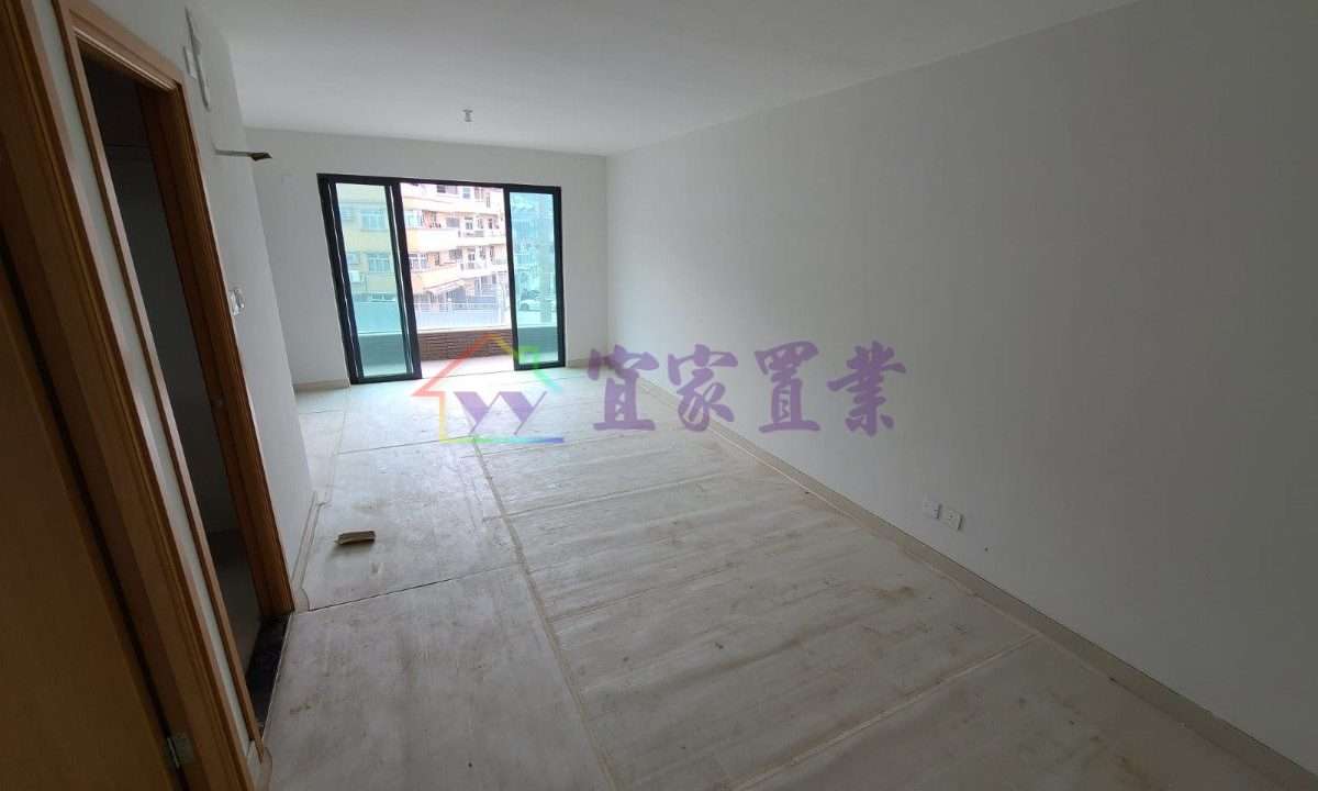 0de374831fdae175e297bf7ca066ad63.jpeg