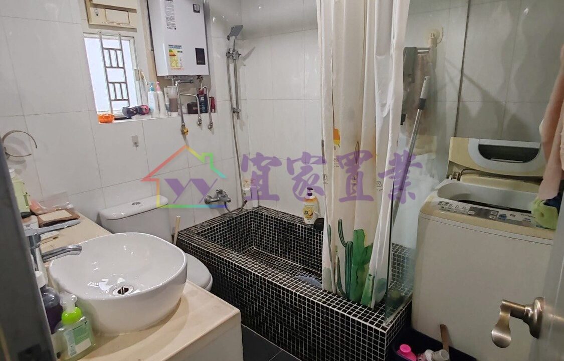2288db67a00b8504cd75185c218f9877.jpg