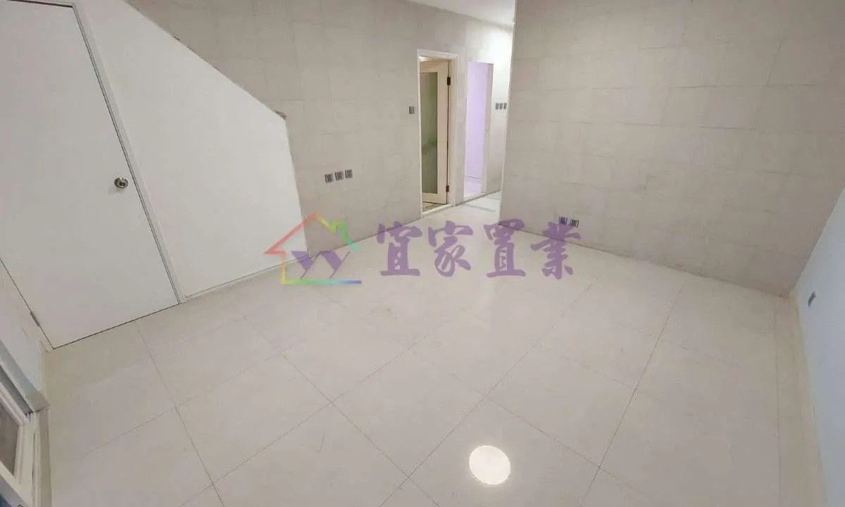 24b765818d9622e1d7031e9fac2e87d5.jpeg
