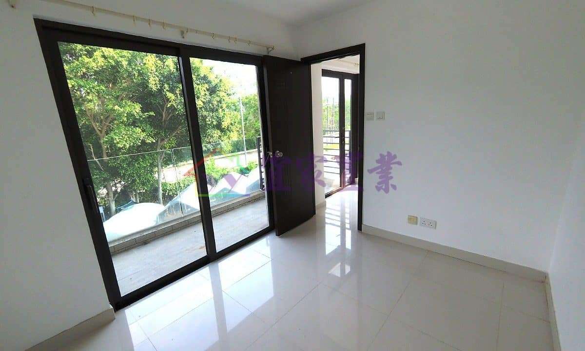 2a5fac5211857dd40c0455234d47526f.jpg