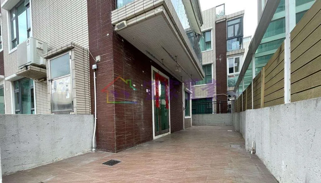 元朗 利浚華庭●幾年樓可寵地下花園
