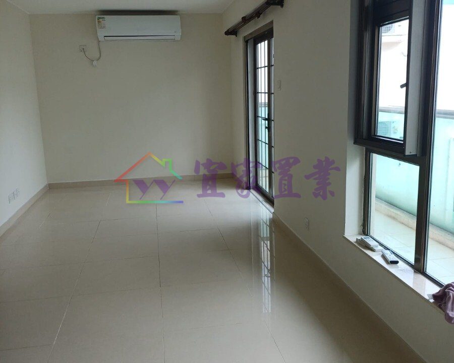 2dce1fa137c18a9b80061c4caf9dc658.jpg
