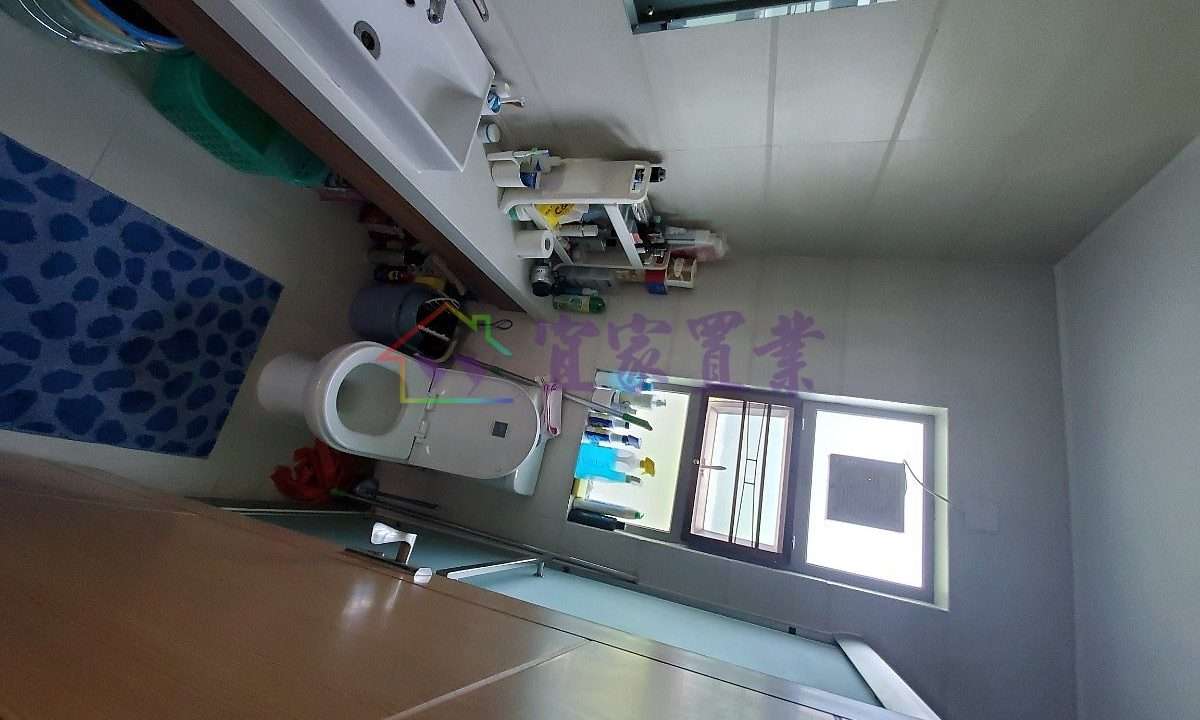 31a19da0ec244b67c3d6884689fa8885.jpg