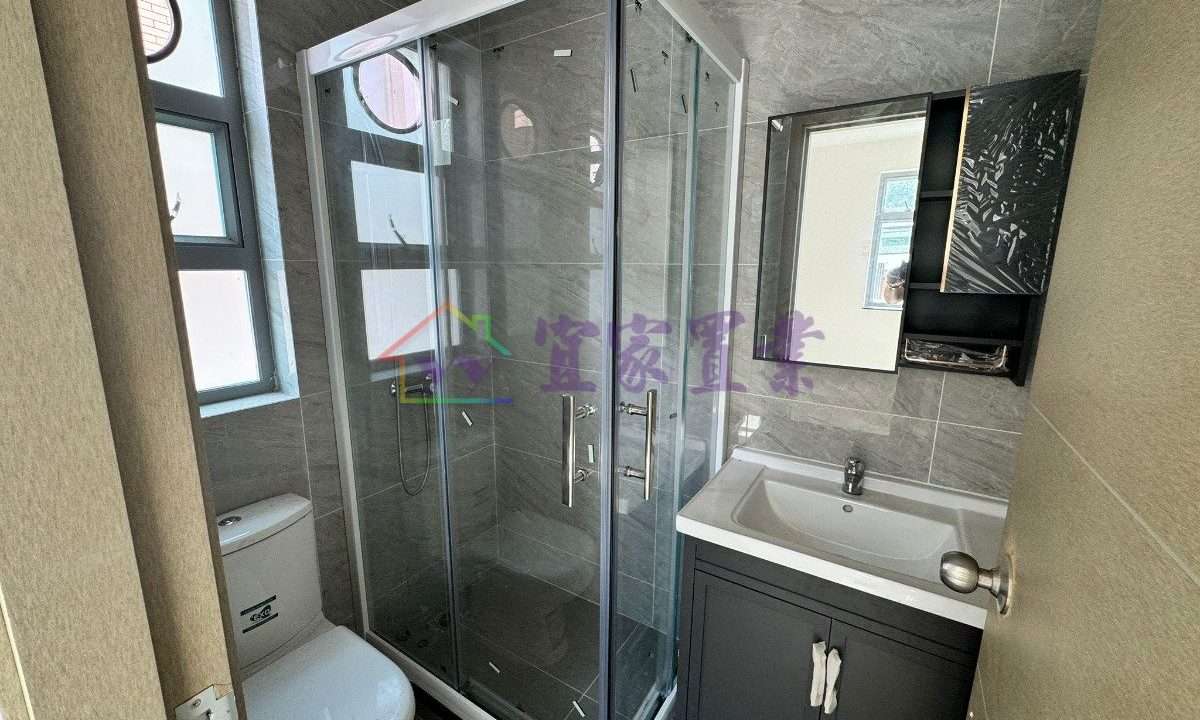 340432435112214d6763b299ed9fc484.jpg