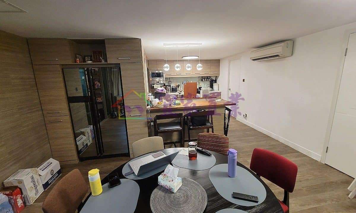 35fd170c25d042753ebb0e0bbb1b745e.jpg