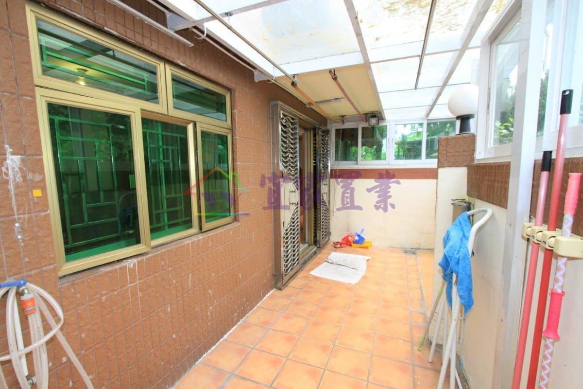 屯門 路邊屋苑●步行輕鐵地下花園