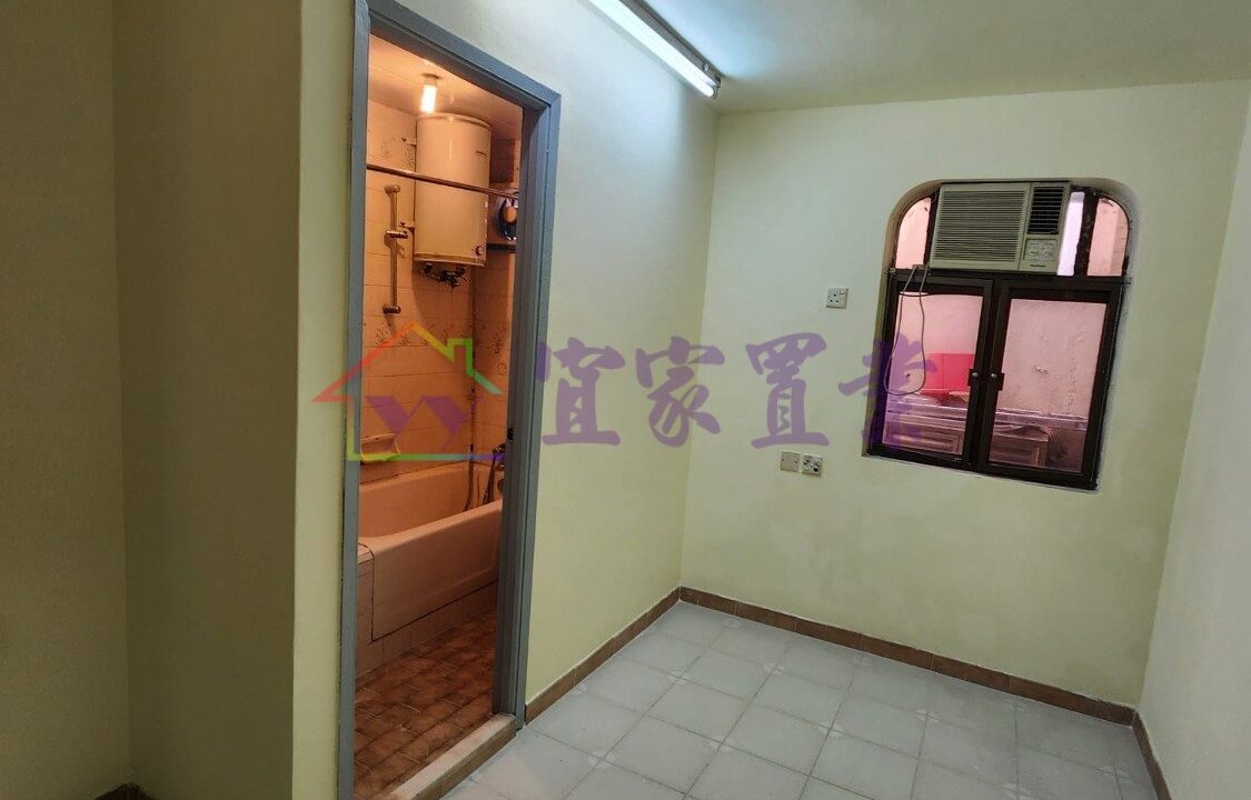4ae409c1fb47bb89ba13603d1008775e.jpg