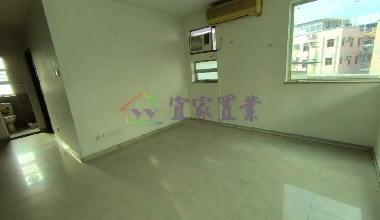 4ccb6e66c5934a68766ca226b6bb1c4c.jpg