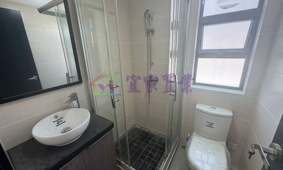 574ff653401ee0a586d8d7d1902851d3.jpg