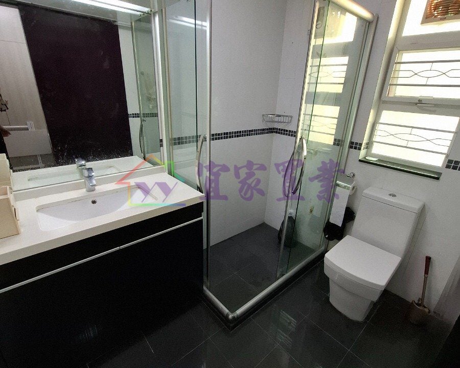 5be233bcbce2e2bf271cd81d6492f907.jpg