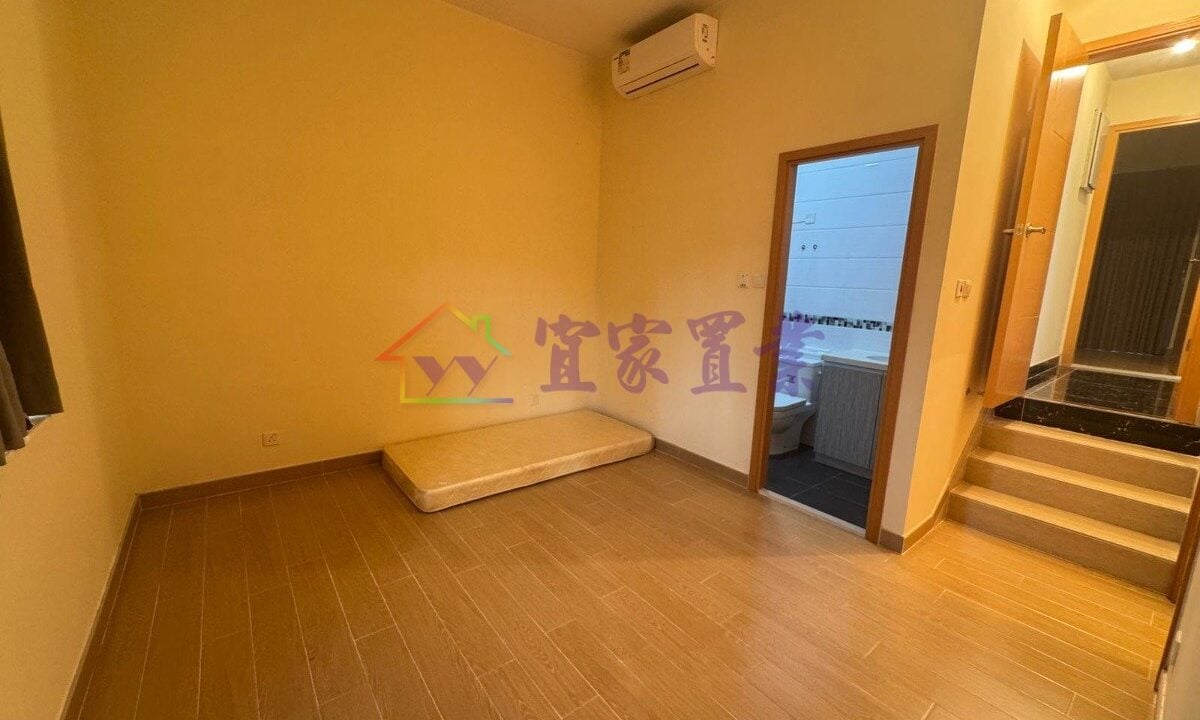 5c2bfa8567ccead8cd68cc1c229597b6.jpg