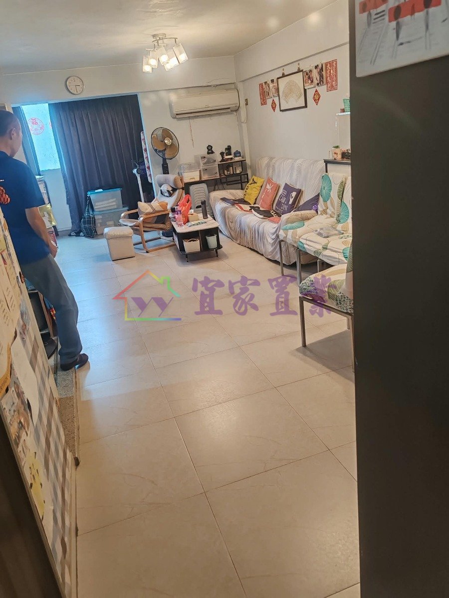 元朗 大棠村●獨立樓梯三樓連天台