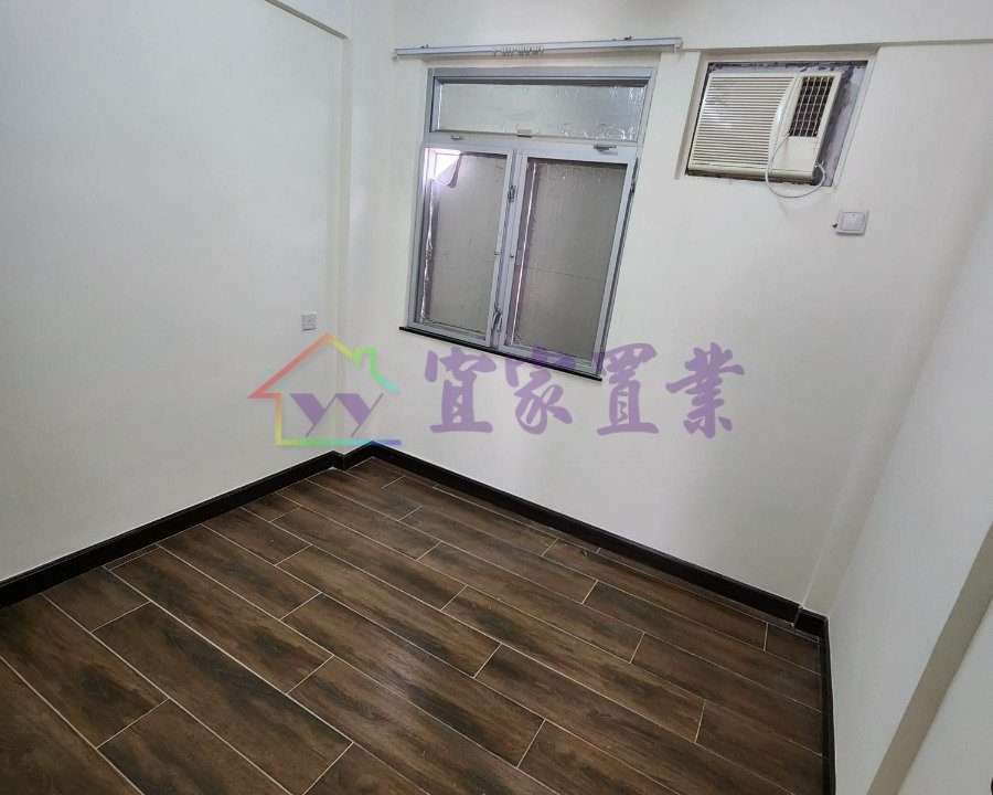 61b60b5c008404ed66aba451ae7f7cda.jpg