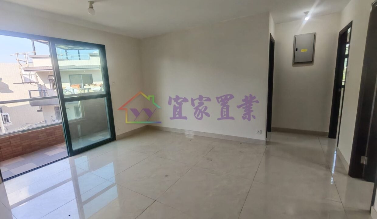 665ffbf51d0a3bb83500ca9581048c32.jpg