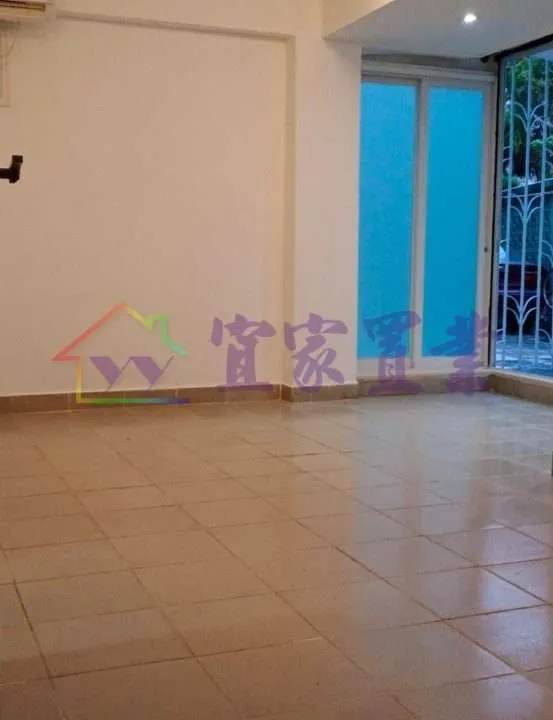 📌 正路邊屋苑 📌 350呎1房 📌 連約80呎小花園 📌 路邊小巴往來市中心及西鐵