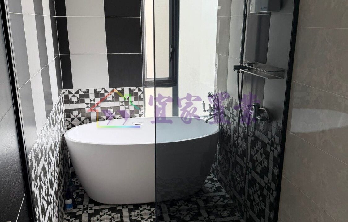 6f704e6b90008e5d74f72ab6e8a877bd.jpg