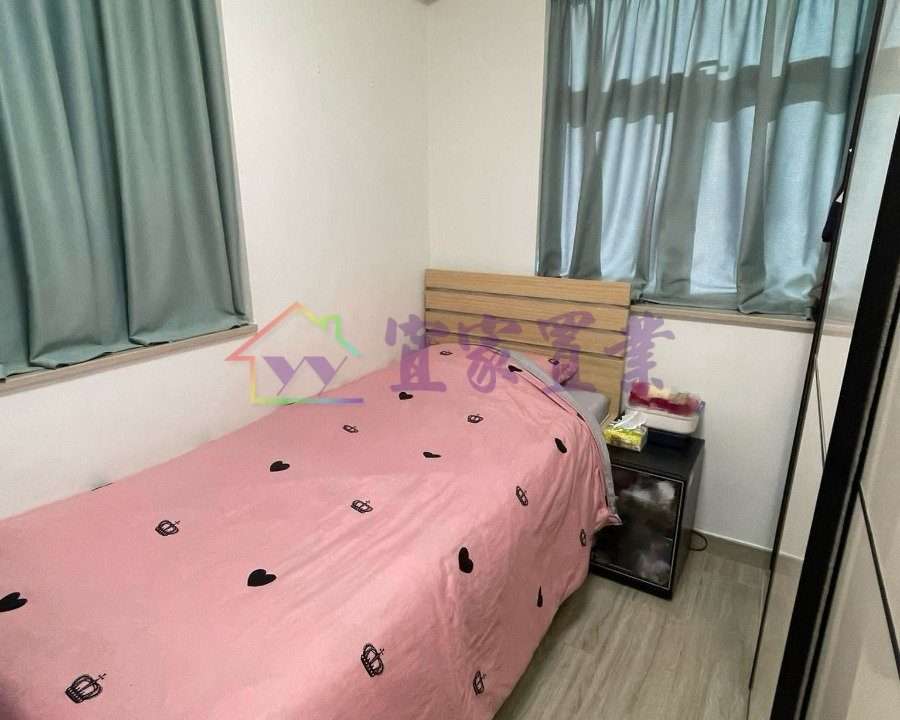 78f7a61cf837ee9c0f5e557f9e24a253.jpg
