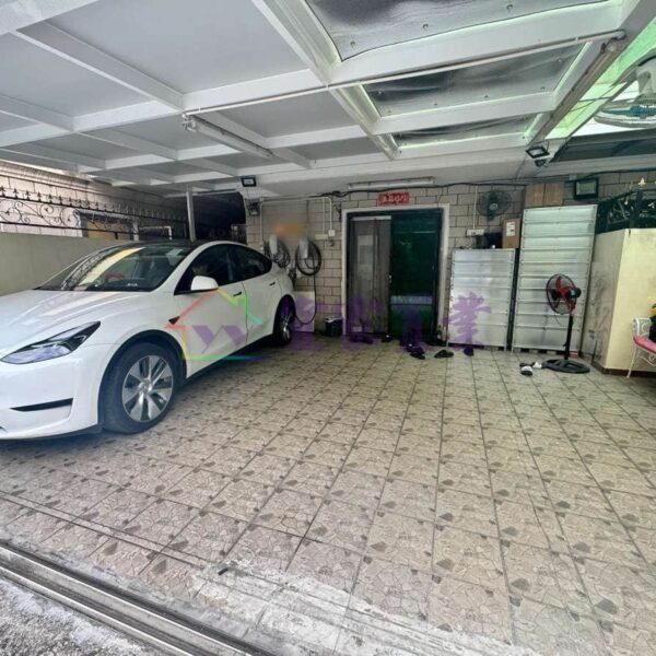天水圍 廈村●地下入車大花園