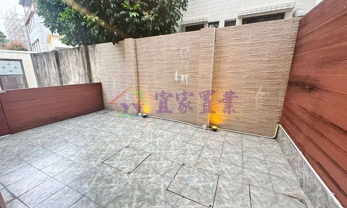 79d9ed6483566a034314aeaa9e13bdc8.jpeg