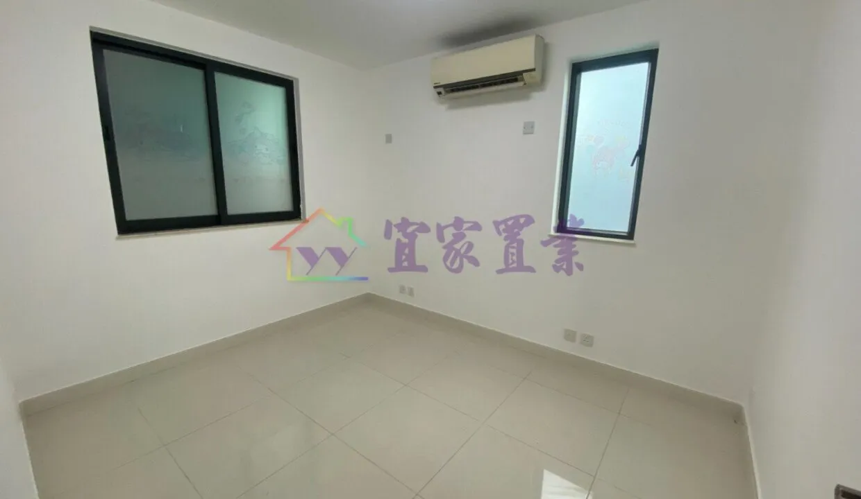 7d4f5935e7ff6fef1f86318a999b2f57.jpg
