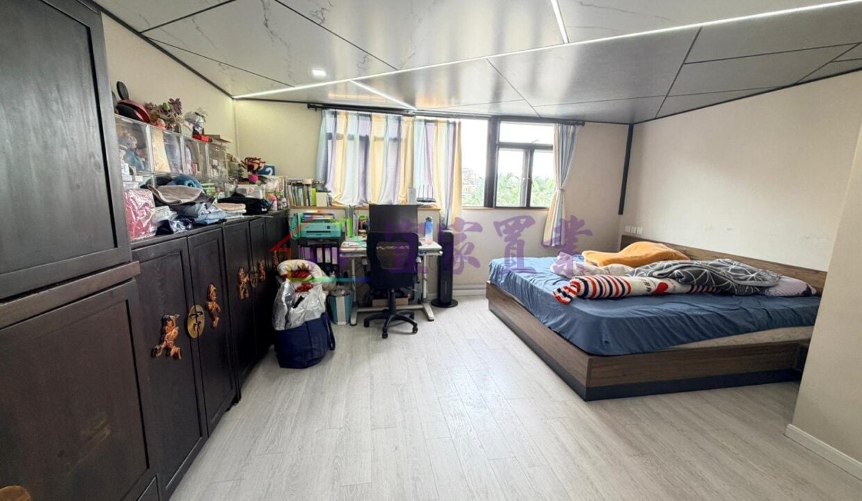 85bdc8a3ecad70c5c43499a498d0e176.jpg