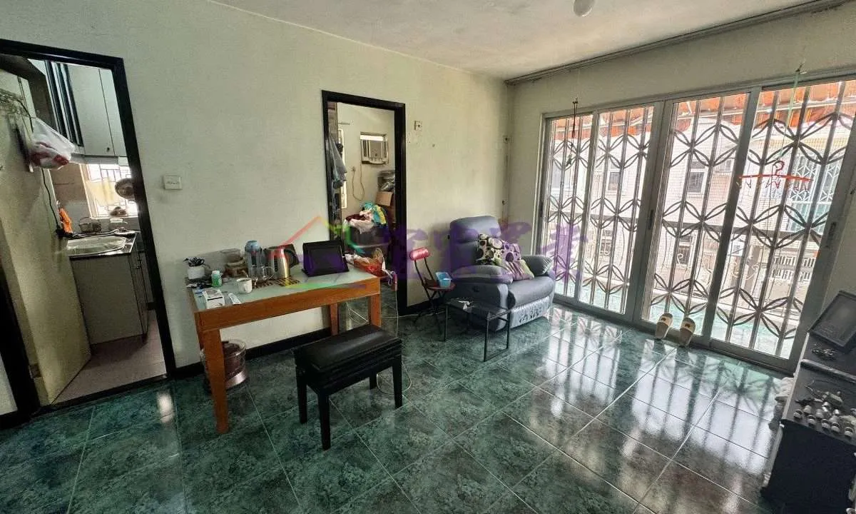 8bdb4af81fb815ef757c7e60982d8830.jpg