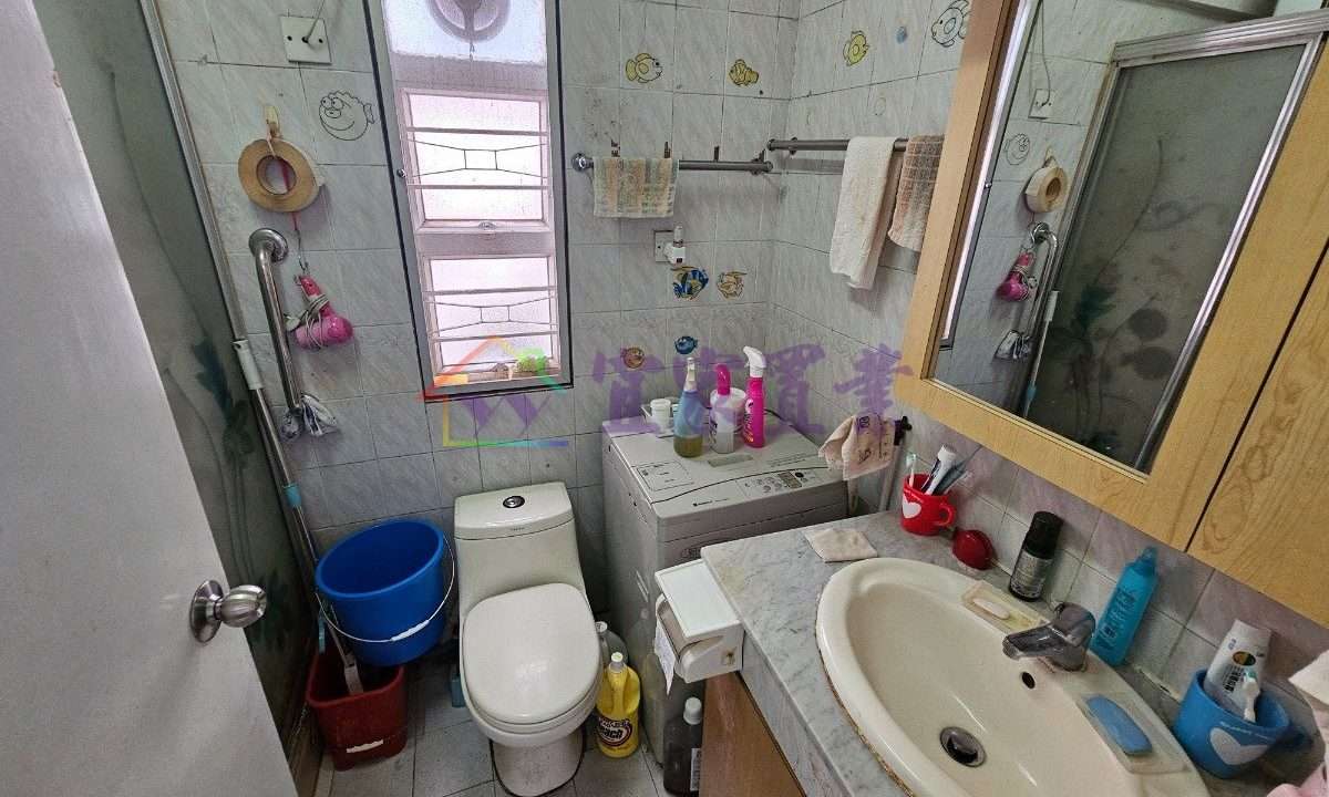 8d1aae59cfcf8c8b422eb6c68cf1ab74.jpg