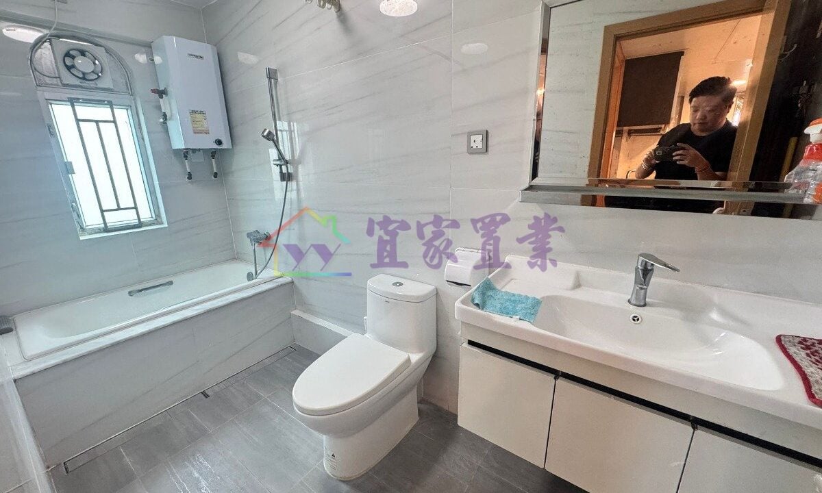 8eef54bb2f7abb6bf30bd89051634411.jpg