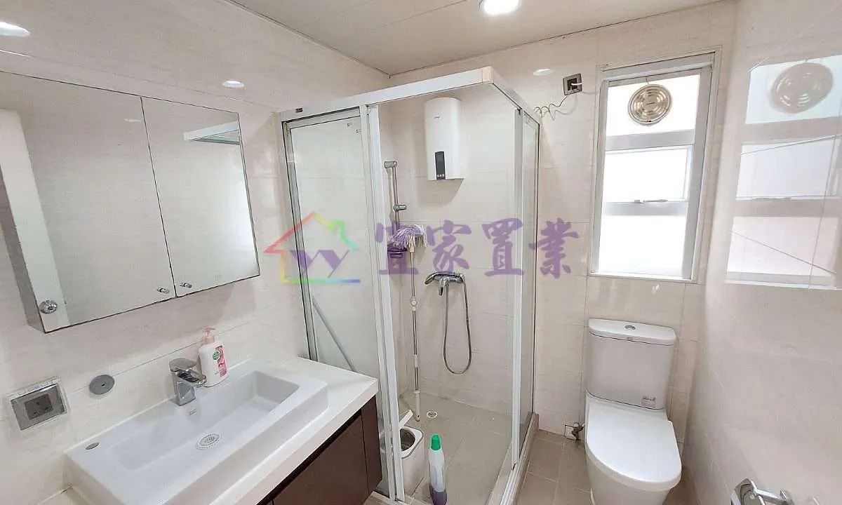 990eddb3afda69abce0c344cbd10e834.jpg