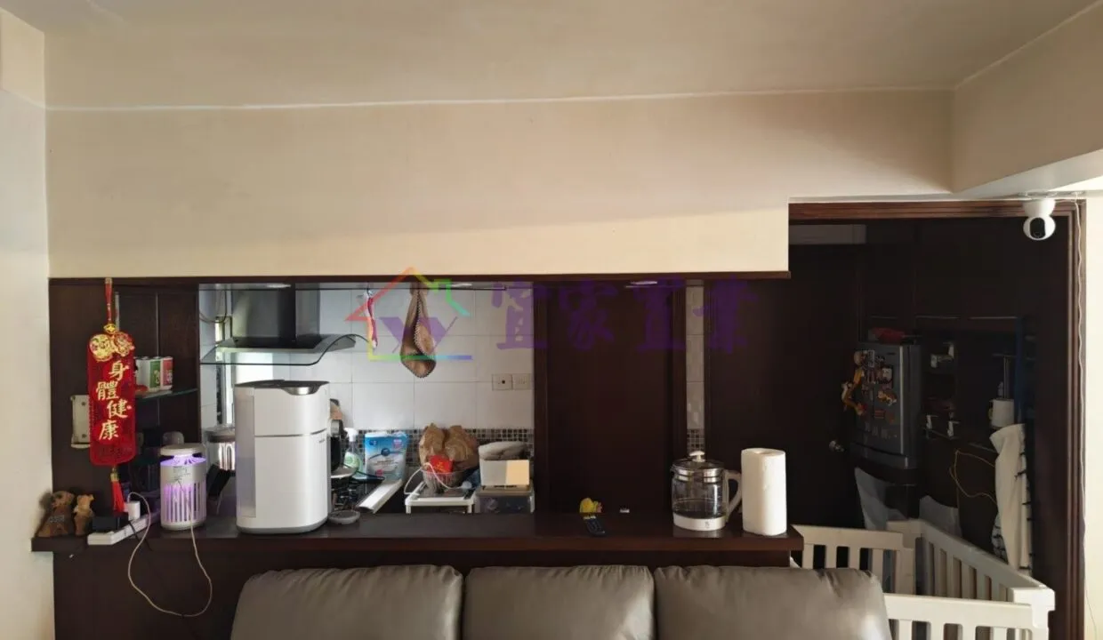 9b0c9b1f7c8cb37b81033093278e2ca8.jpg