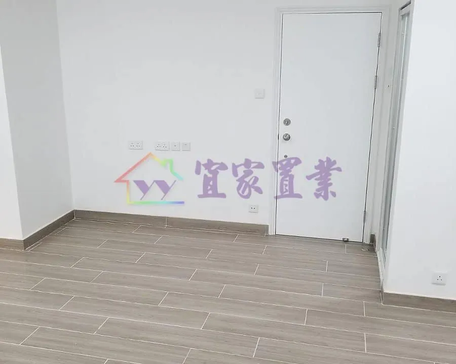 9c9994a3607a1aaf72cb20587abf818e.jpg