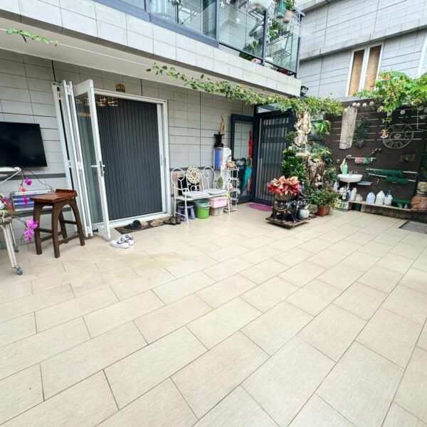 元朗 曉門●地下入車花園
