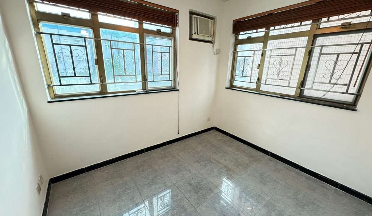 WhatsApp Image 2023-11-30 at 4.24.31 PM (1)