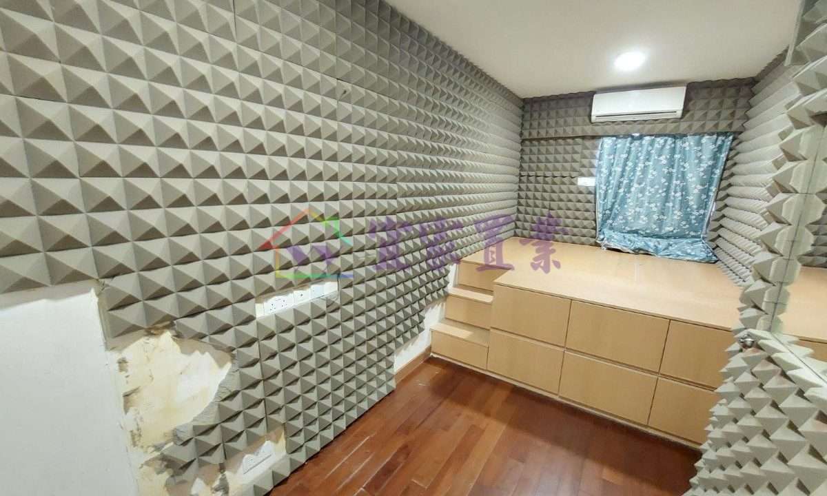 a50ba6c64f0a1c7f9fc2bc03a305af52.jpg