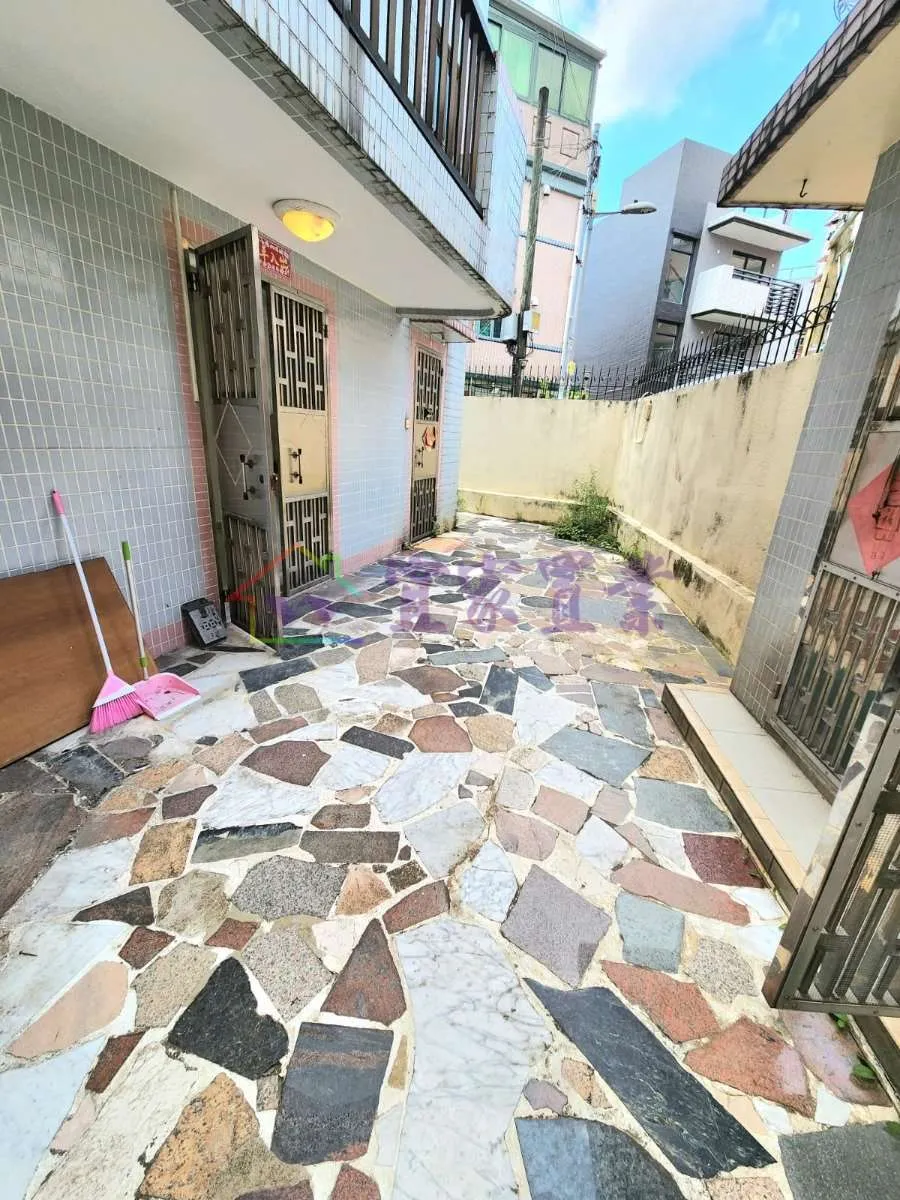 元朗 鳳池村●步行西鐵地下花園