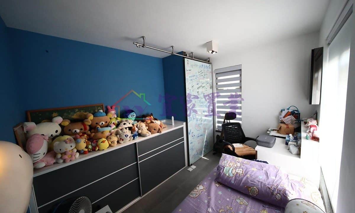 ad950f651d5de4f877618f645a8301a4.jpg