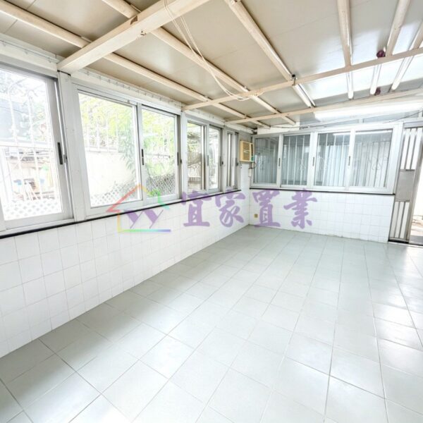 元朗 銀田花園●步行市中心地下花園