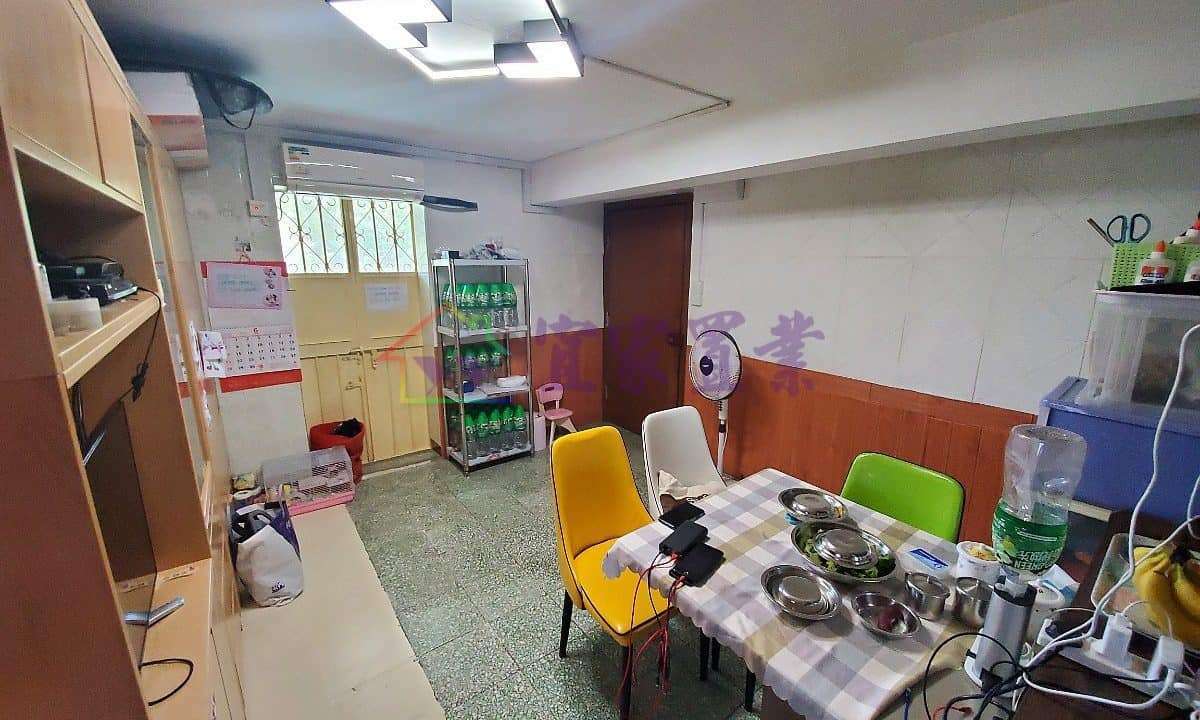 b97df38cb742658f7706fffcadcd96d1.jpg