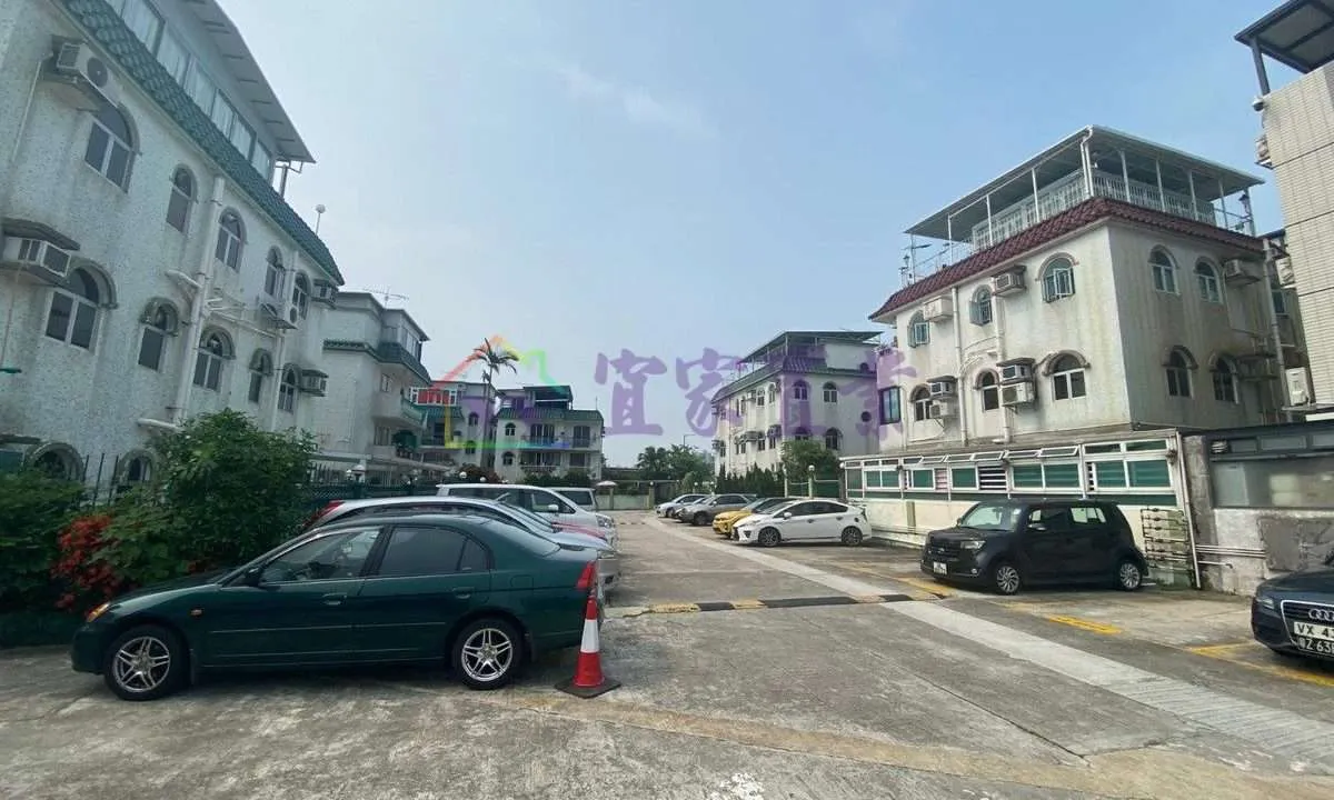ba18451537854acec116d790abf7feed.jpg