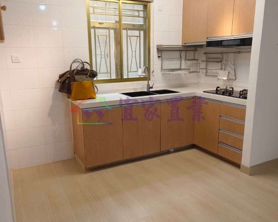 bf7b3081cb4ae5becae74fb84cf4c033.jpg