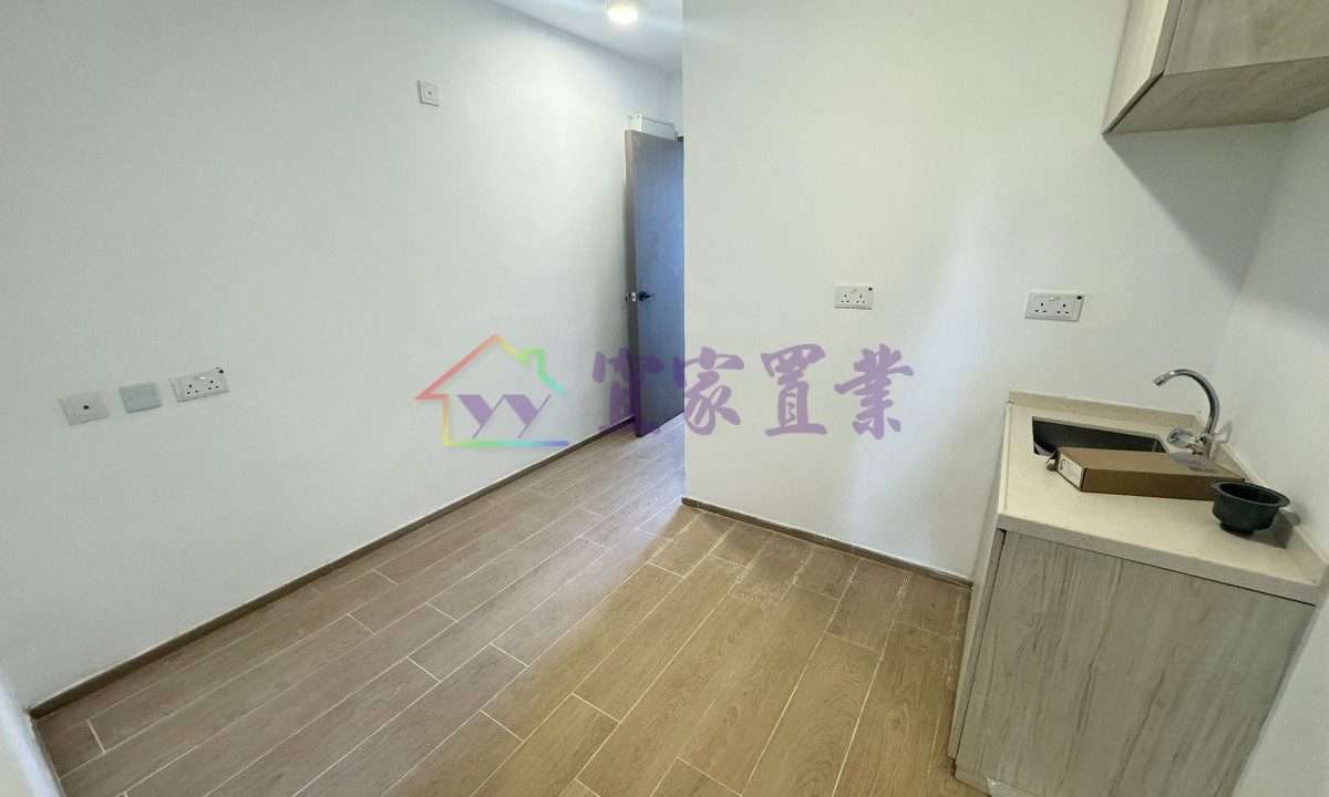 c1ad29378e49d3736970b26dee883c3b.jpg