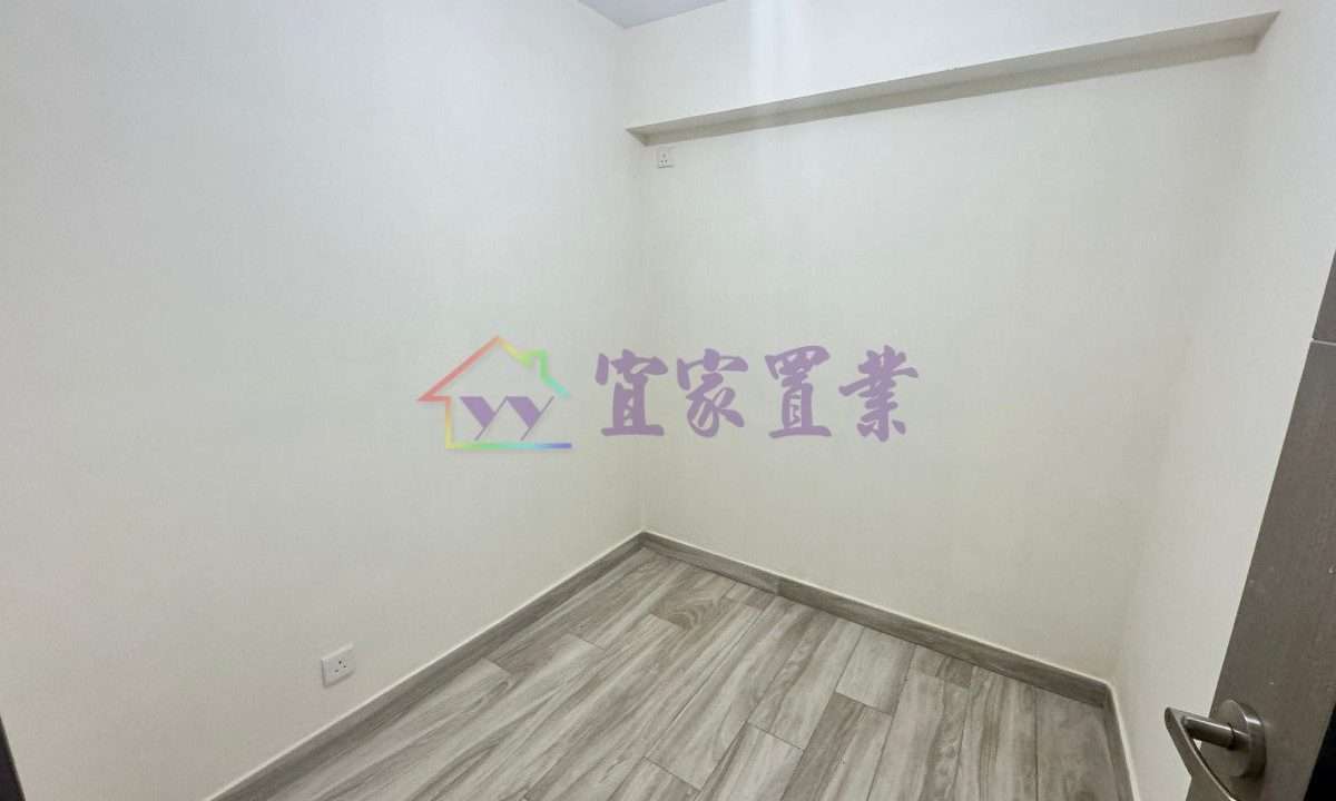 cbdf53beb4b2419c406f356fa643d83f.jpeg