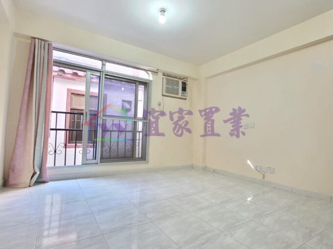 ce7fb5d8432f7657afae98be3350ea9f