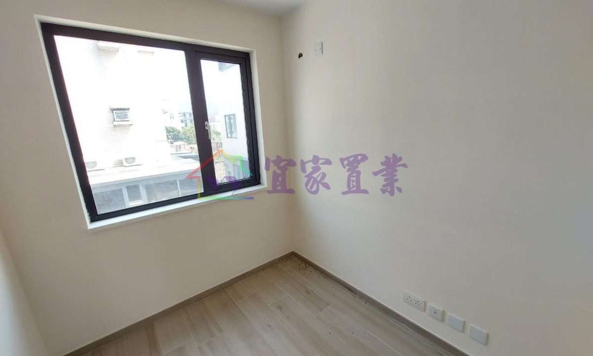 d5414e1523ac37c0a8fe82c8d2c9537a.jpg