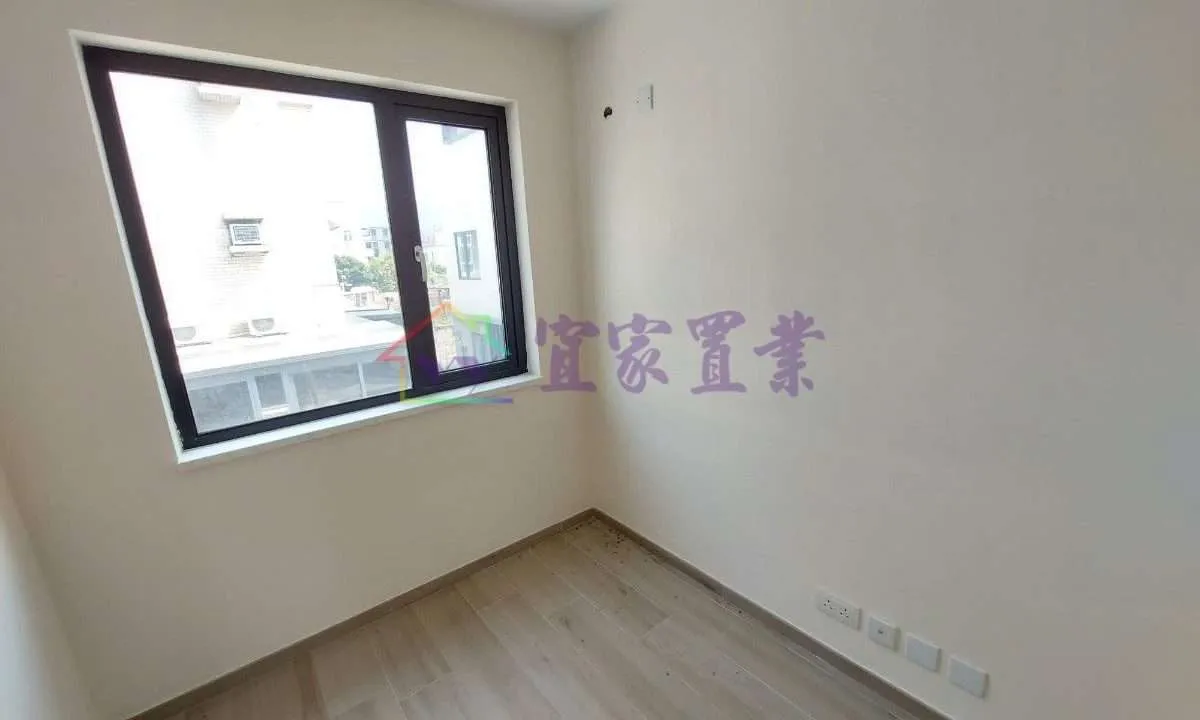 d5414e1523ac37c0a8fe82c8d2c9537a.jpg