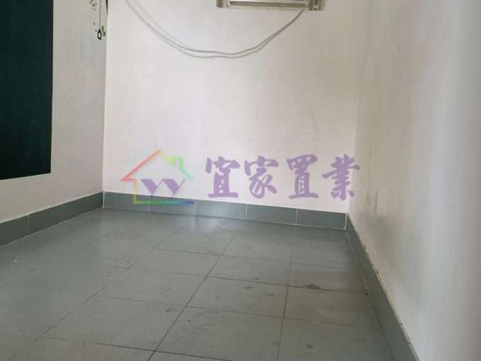 da1f22b227539ffaefb0b01e3e3e879f